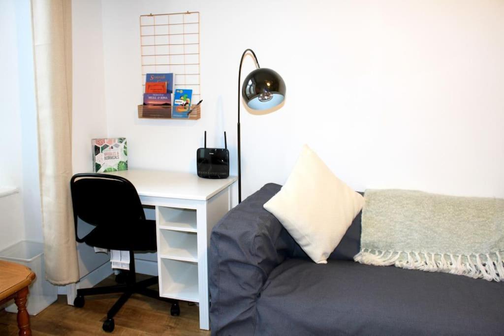 Flat 12A - Central, Modern, Bright Apartment With Free Wifi Oban Luaran gambar