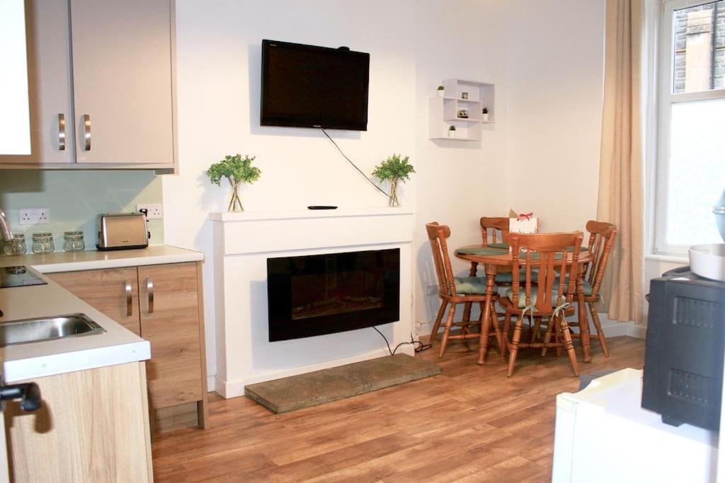 Flat 12A - Central, Modern, Bright Apartment With Free Wifi Oban Luaran gambar